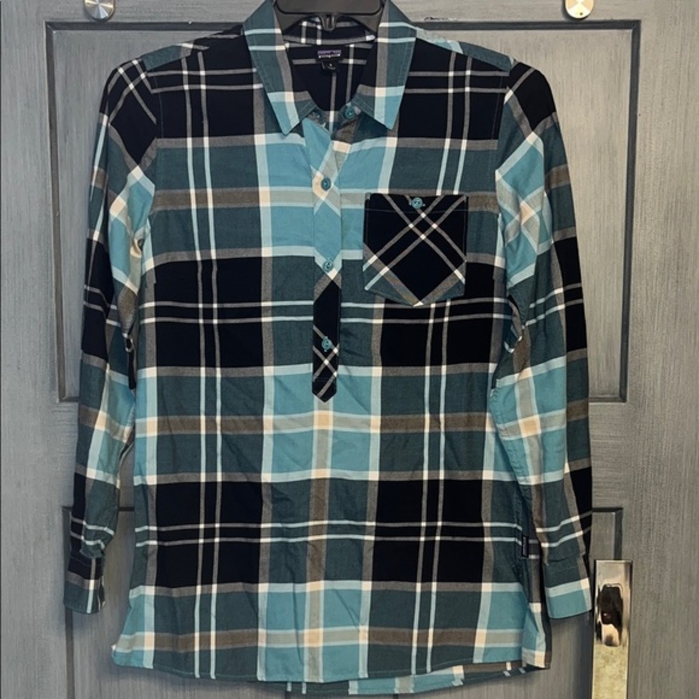 Women’s Patagonia Plaid Button Down Shirt Sz Small